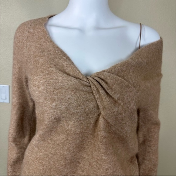 Helmut Lang Sz M Bungee Cold Shoulder Wool Blend Sweater NWT - Picture 5 of 14